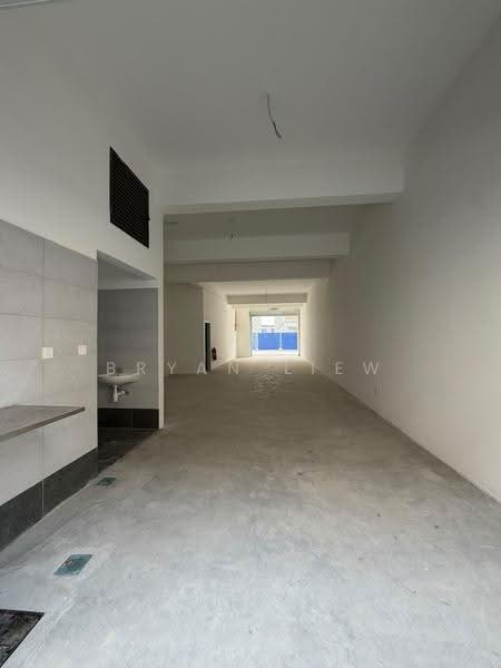Shop / Office for Rent in Bandar Baru Kundang (Rawang) - Bryan Liew - Interior - PropertyGuru.com.my