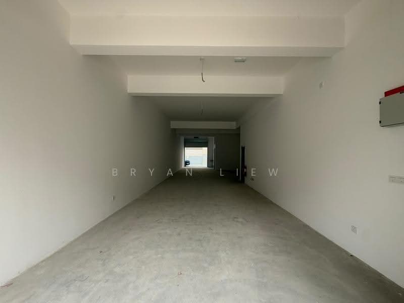 Shop / Office for Rent in Bandar Baru Kundang (Rawang) - Bryan Liew - Interior - PropertyGuru.com.my