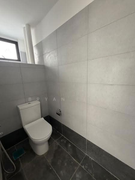Shop / Office for Rent in Bandar Baru Kundang (Rawang) - Bryan Liew - Bathroom - PropertyGuru.com.my
