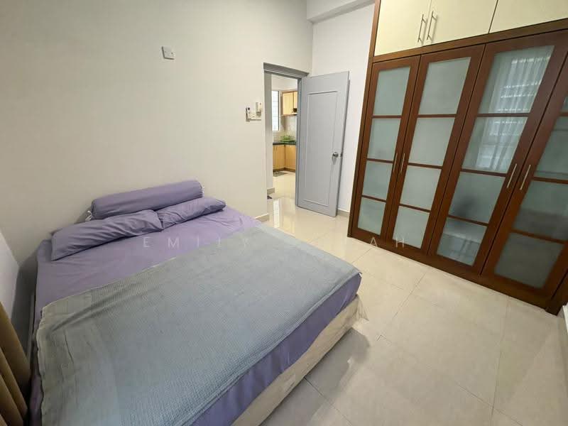Condominium for Sale at Gurney Park Condominium - Emily Chuah - Bedroom - PropertyGuru.com.my