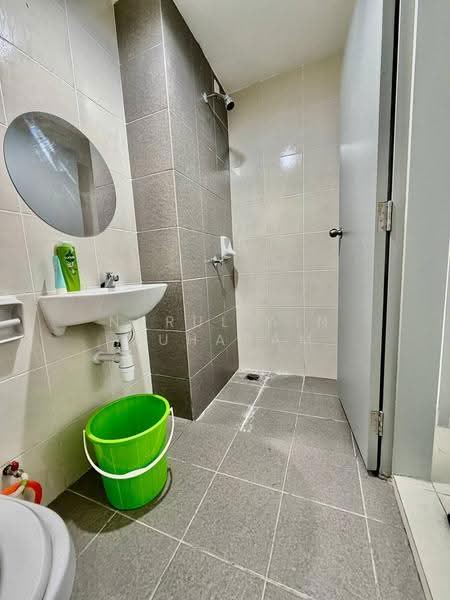 Kondominium untuk Dijual di Cassia Residence @ Laman View - Nurul Ain Muharam - Bathroom - PropertyGuru.com.my