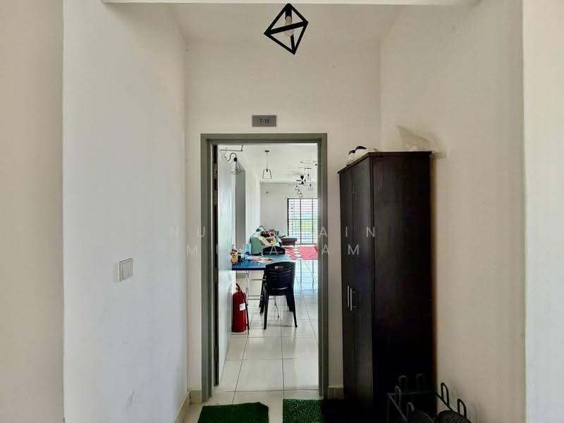 Kondominium untuk Dijual di Cassia Residence @ Laman View - Nurul Ain Muharam - Entrance - PropertyGuru.com.my
