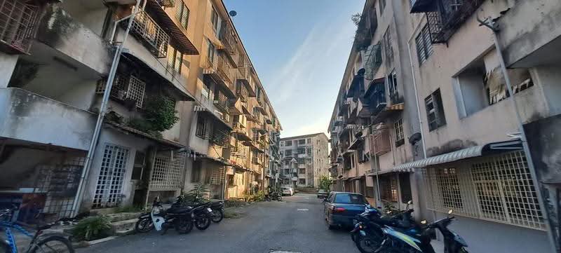 Rumah Flat untuk Dijual di Taman Bukit Rawang Jaya - Libby Tan - Exterior - PropertyGuru.com.my