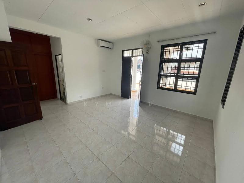 Terraced House for Sale in Taman Desa Tebrau (Tebrau) - Kym Kee - Interior - PropertyGuru.com.my