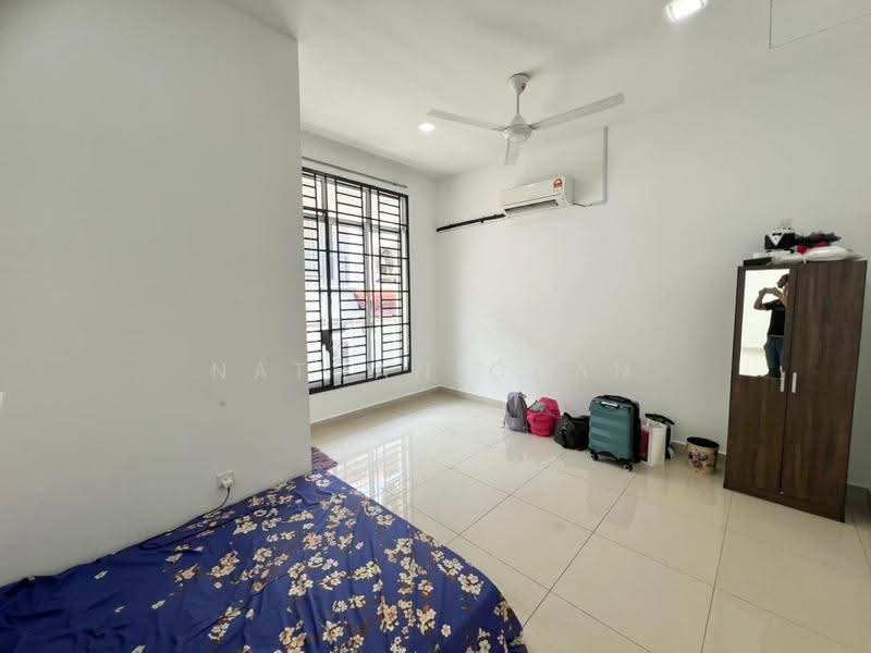 2-storey Terraced House for Sale in Taman Dato Onn (Johor Bahru) - Nathan Chan - Bedroom - PropertyGuru.com.my