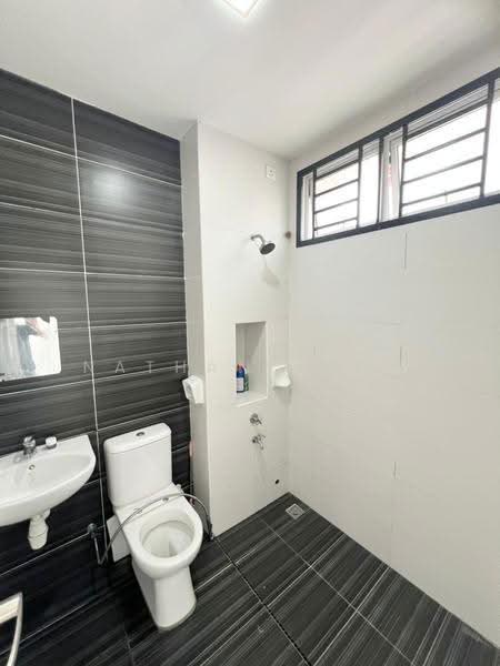 2-storey Terraced House for Sale in Taman Dato Onn (Johor Bahru) - Nathan Chan - Bathroom - PropertyGuru.com.my