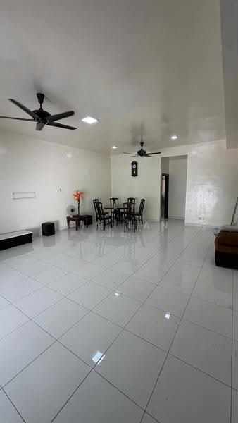 Rumah Teres 2-Tingkat untuk Disewa di Bandar Dato Onn (Tebrau) - Win Tan - Living Room - PropertyGuru.com.my