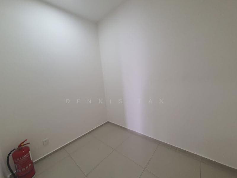 Kediaman Servis untuk Disewa di Gravit8, Klang - Dennis Tan - PropertyGuru.com.my