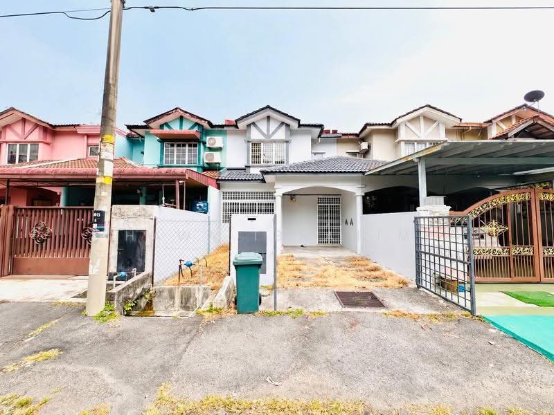 2-storey Terraced House for Sale in Seksyen 8 (Bandar Baru Bangi) - Hawa Ibrahim - Exterior - PropertyGuru.com.my