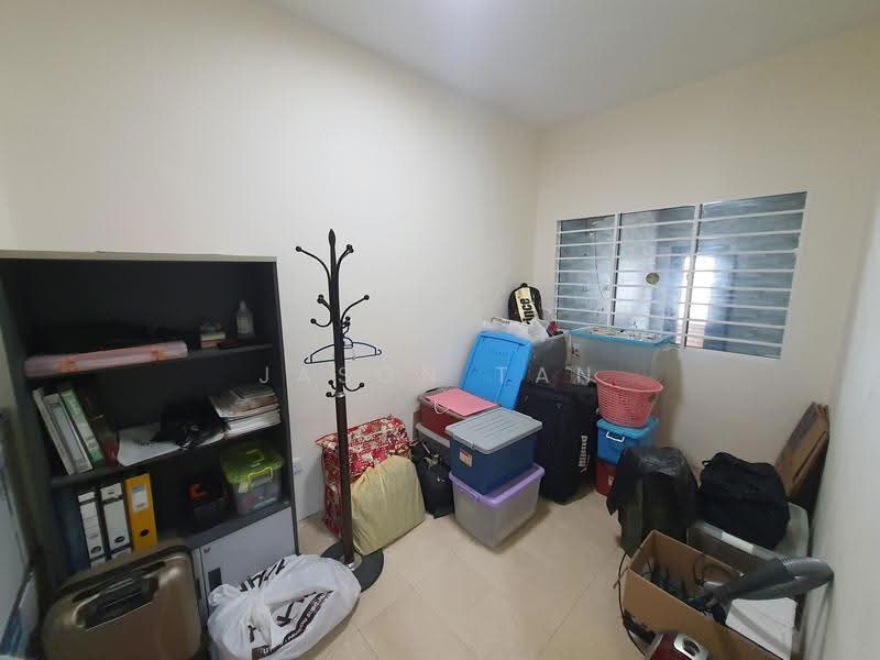 Rumah Teres 2-Tingkat untuk Dijual di Lestari Putra (Seri Kembangan) - Jason Tan - PropertyGuru.com.my