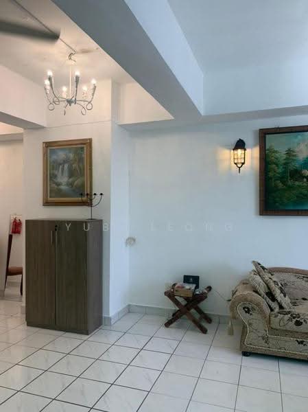 Kondominium untuk Dijual di Kelana Puteri - Yubi Leong - Living Room - PropertyGuru.com.my