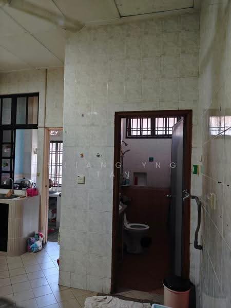 Rumah Teres 1-Tingkat untuk Dijual di Taman Molek (Johor Bahru) - Shiang Yng Tan - Kitchen - PropertyGuru.com.my