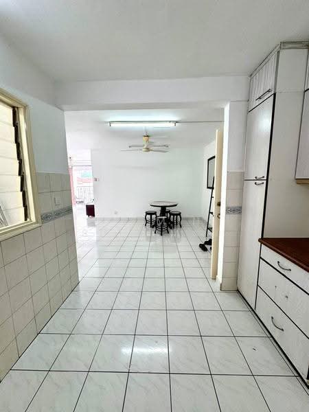 Condominium for Sale at Pantai Hillpark 2 - Yasmin Sulaiman - Living Room - PropertyGuru.com.my