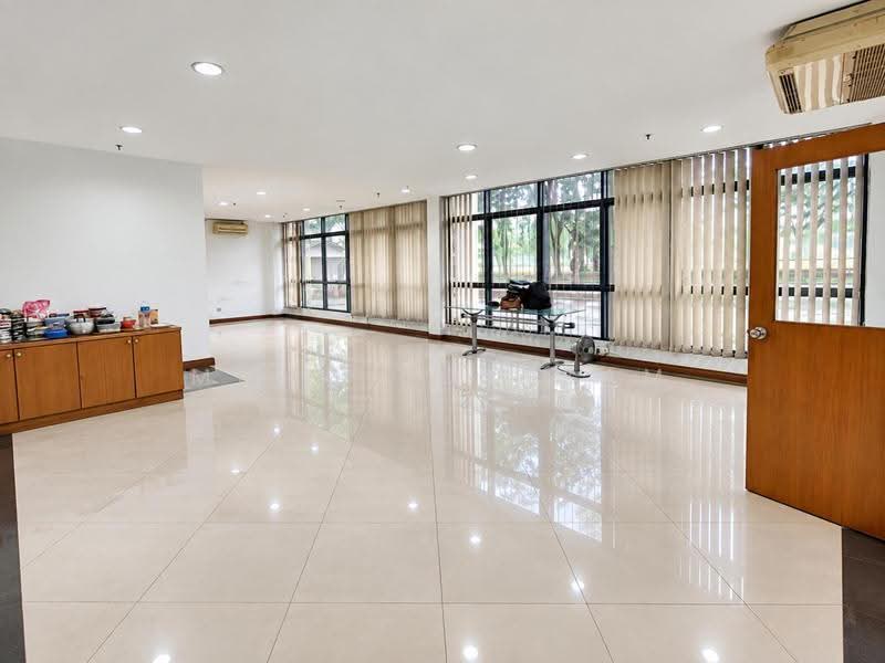 Gudang untuk Disewa di Seksyen 26 (Shah Alam) - Mohd Adryzam - Interior - PropertyGuru.com.my