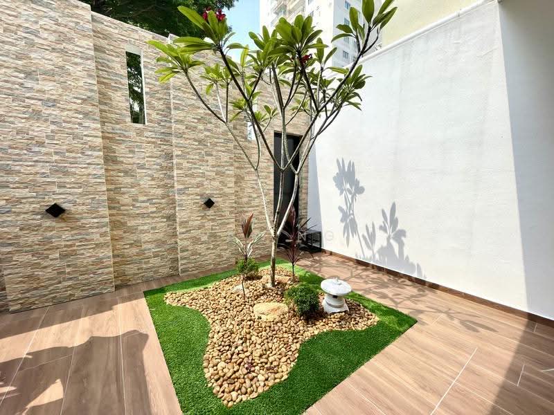 2-storey Terraced House for Sale in Taman Tun Dr Ismail (Kuala Lumpur) - Pat Ng - Exterior - PropertyGuru.com.my