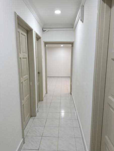 Kondominium untuk Disewa di Desa Kiara - Levis Chan - Corridor - PropertyGuru.com.my