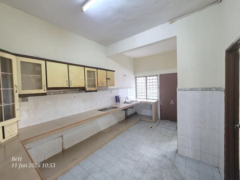 2-storey Terraced House for Sale in Taman Meru Jaya (Kapar) - Nik Hazizullah - PropertyGuru.com.my