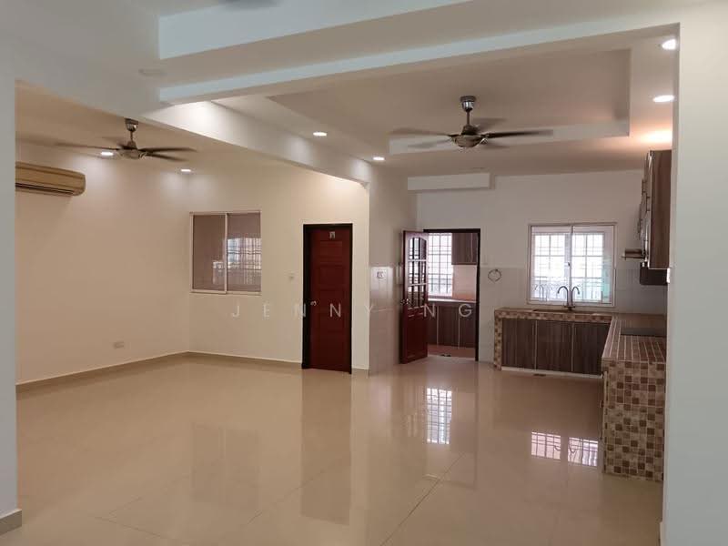 Rumah Teres 2.5-Tingkat untuk Dijual di Bandar Puteri Puchong (Puchong) - Jenny Ng - Living Room - PropertyGuru.com.my