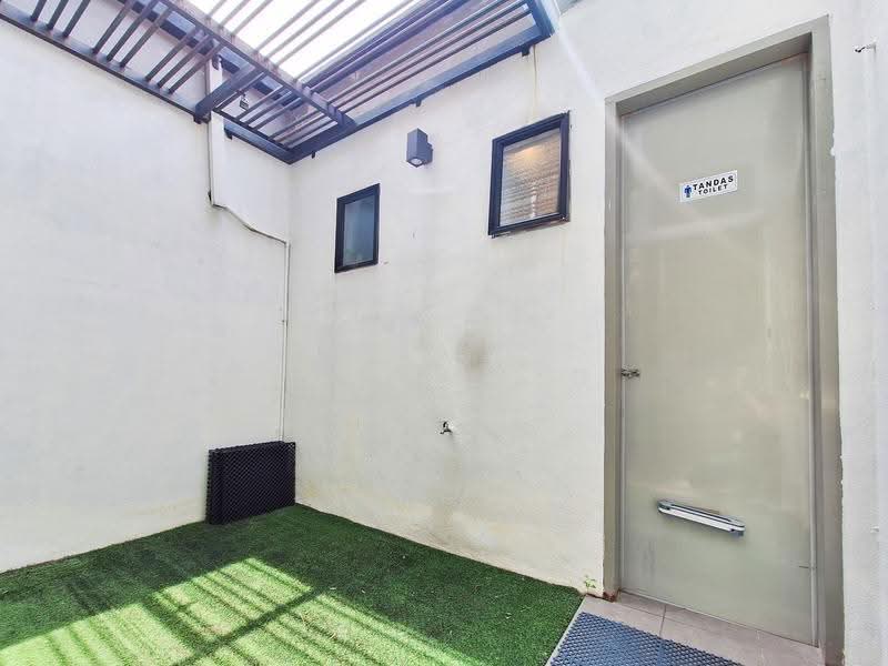 Rumah Berkembar untuk Dijual di Banting (Selangor) - Alif Saad - PropertyGuru.com.my
