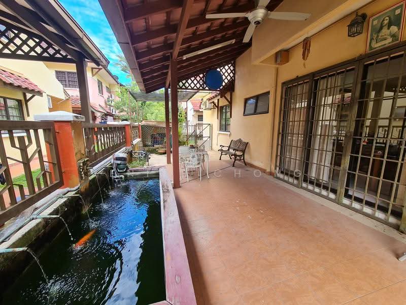 Rumah Berkembar untuk Dijual di Bandar Kinrara Seksyen 6 (Bandar Kinrara) - Venice Chong - Exterior - PropertyGuru.com.my