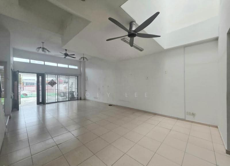 2-storey Terraced House for Sale in Setia Tropika (Johor Bahru) - Zoey Lee - Living Room - PropertyGuru.com.my