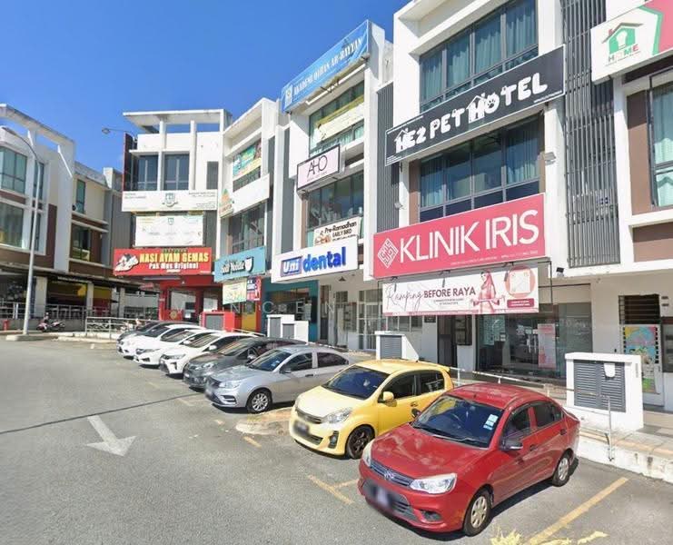 Shop for Rent in Bandar Seri Putra (Bangi) - Vincent Lee - Exterior - PropertyGuru.com.my