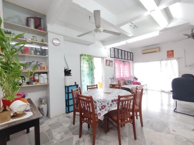 Rumah Teres untuk Dijual di Taman Klang Utama (Kapar) - Annie Kho - Dining Room - PropertyGuru.com.my