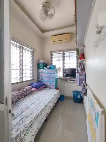 Rumah Teres untuk Dijual di Taman Klang Utama (Kapar) - Annie Kho - Bedroom - PropertyGuru.com.my