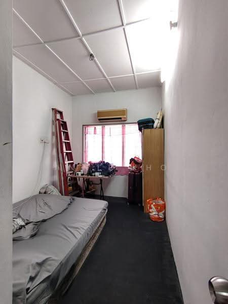 Rumah Teres untuk Dijual di Taman Klang Utama (Kapar) - Annie Kho - Bedroom - PropertyGuru.com.my