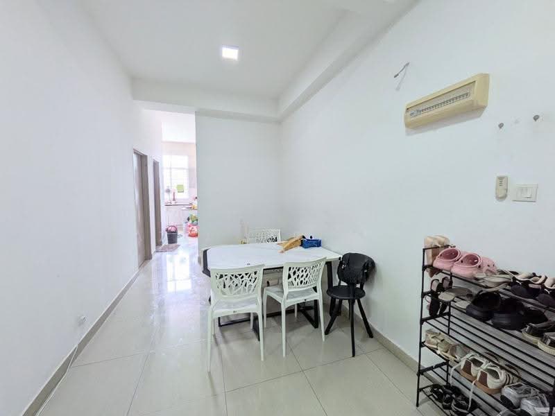 Townhouse for Sale in Taman Pandan Indah (Ampang) - Azli Ibrahim - Interior - PropertyGuru.com.my