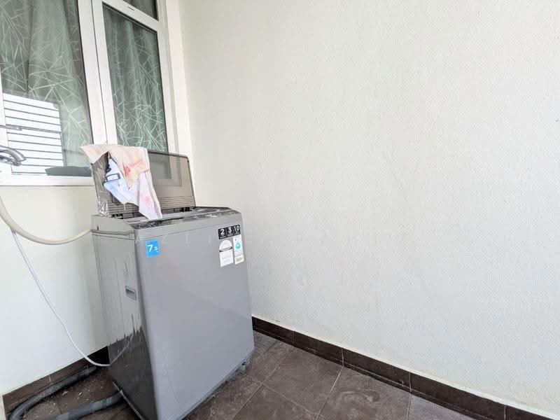 Townhouse for Sale in Taman Pandan Indah (Ampang) - Azli Ibrahim - Balcony - PropertyGuru.com.my