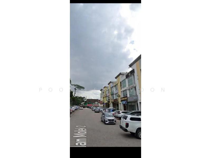 Shop for Sale in Taman Molek (Johor Bahru) - Pooi Leen Voon - PropertyGuru.com.my
