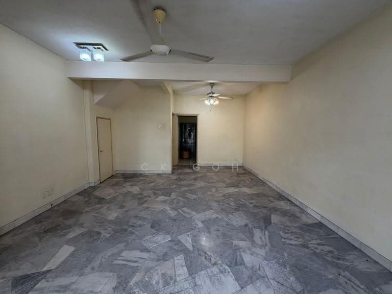 Rumah Teres 2.5-Tingkat untuk Dijual di Bayan Lepas (Penang) - CK Goh - Living Room - PropertyGuru.com.my