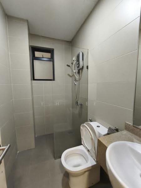 Condominium for Rent at Chymes @ Gurney - Y.H. Lee - Bathroom - PropertyGuru.com.my