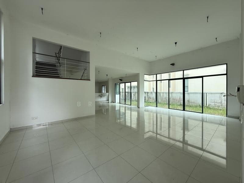 Bungalow House for Sale in Alam Damai (Cheras) - Bryan Ng - Living Room - PropertyGuru.com.my