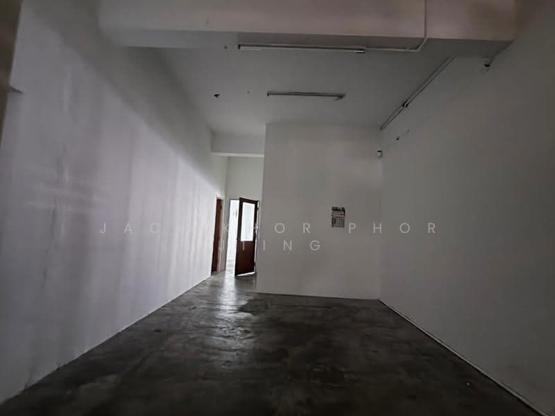 Shop / Office for Rent in Bandar Bukit Raja (Klang) - Jack Khor Phor Jiing - Interior - PropertyGuru.com.my