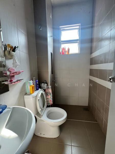 Rumah Kluster untuk Dijual di Skudai (Johor) - Nathan Chan - Bathroom - PropertyGuru.com.my