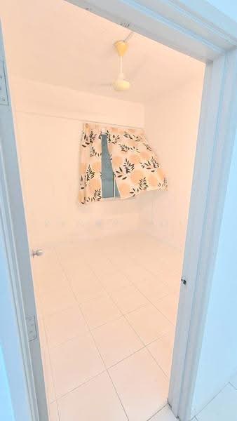 Condominium for Sale at The Golden Triangle Condominium - Kenny Ooi - Interior - PropertyGuru.com.my