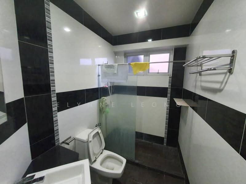 Kondominium untuk Dijual di Desa Bukit Jambul - Elynne Leong - Bathroom - PropertyGuru.com.my