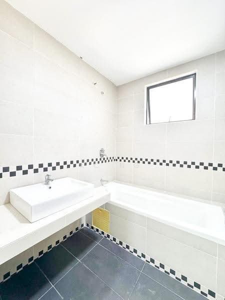 Rumah Berkembar untuk Disewa di Cheras (Selangor) - KC Ng - Bathroom - PropertyGuru.com.my
