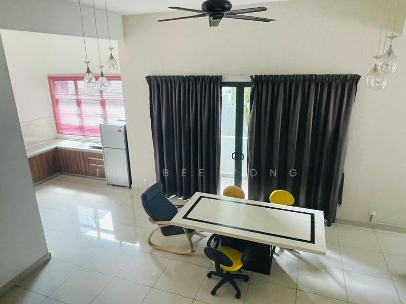 Semi-Detached House for Rent in Desa Petaling (Kuala Lumpur) - Tee Bee Yong - Kitchen - PropertyGuru.com.my