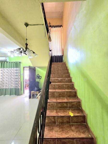 2-storey Terraced House for Sale in Taman Putra (Ampang) - Azli Ibrahim - Interior - PropertyGuru.com.my