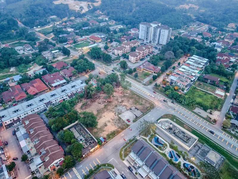 Commercial Land for Sale in Sungai Merab (Dengkil) - Adzura Zamedin - Exterior - PropertyGuru.com.my
