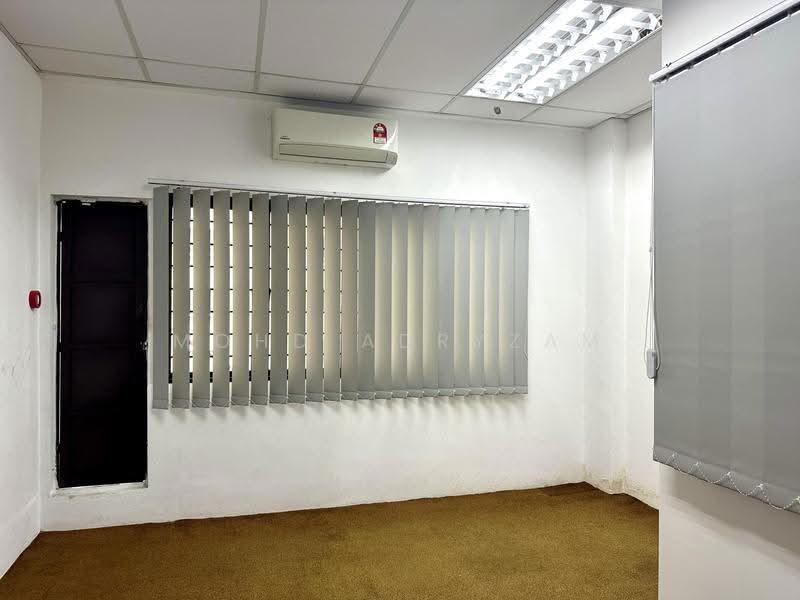 Shop for Sale in Seksyen 22 (Shah Alam) - Mohd Adryzam - Interior - PropertyGuru.com.my