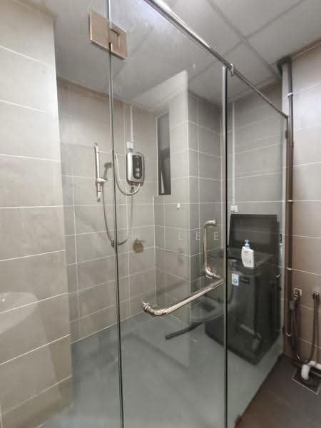 Condominium for Rent at Chymes @ Gurney - Y.H. Lee - Bathroom - PropertyGuru.com.my