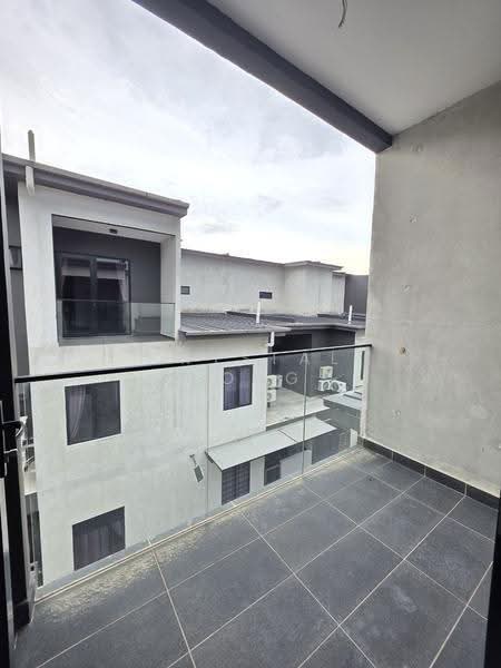 3-storey Terraced House for Sale in Kulai (Johor) - Crystal Kong - Balcony - PropertyGuru.com.my