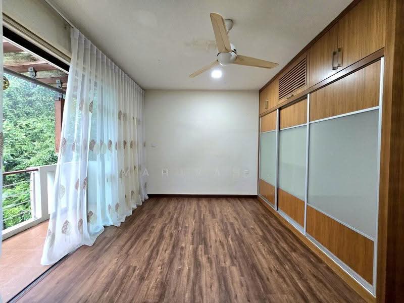 Bungalow House for Sale in KL City Centre (Kuala Lumpur) - Mahirah . - Bedroom - PropertyGuru.com.my