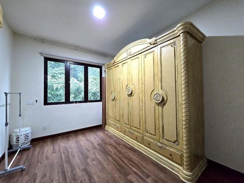 Bungalow House for Sale in KL City Centre (Kuala Lumpur) - Mahirah . - Bedroom - PropertyGuru.com.my