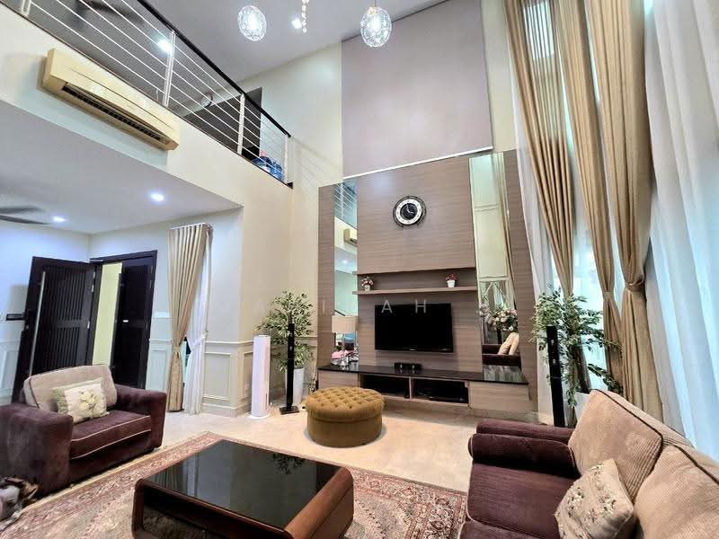 Bungalow House for Sale in KL City Centre (Kuala Lumpur) - Mahirah . - Living Room - PropertyGuru.com.my