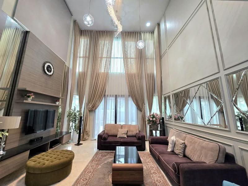 Bungalow House for Sale in KL City Centre (Kuala Lumpur) - Mahirah . - Living Room - PropertyGuru.com.my